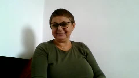 Snapshot of cuplu4346529860 chatting on 10/07/25, 11:29 couple online show from 10/07/25, 11:29