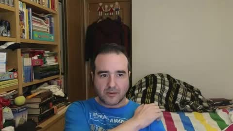 curiosillo1983 online show from 04/19/26, 09:52