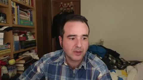 curiosillo1983 online show from 04/20/26, 02:31