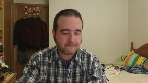 curiosillo1983 online show from 04/22/26, 09:38