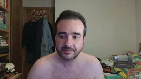 Snapshot of curiosillo1983 chatting on 05/25/26, 04:35 curiosillo1983 online show from 05/25/26, 04:35