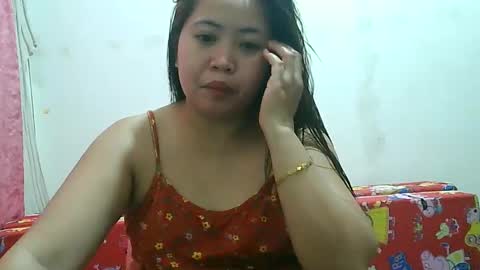 Snapshot of curious_girl247 chatting on 12/08/24, 09:35 curious_girl247 online show from 12/08/24, 09:35