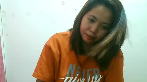 Snapshot of curious_girl247 chatting on 01/14/25, 03:43 curious_girl247 online show from 01/14/25, 03:43