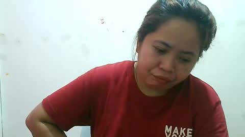 Snapshot of curious_girl247 chatting on 01/15/25, 10:06 curious_girl247 online show from 01/15/25, 10:06