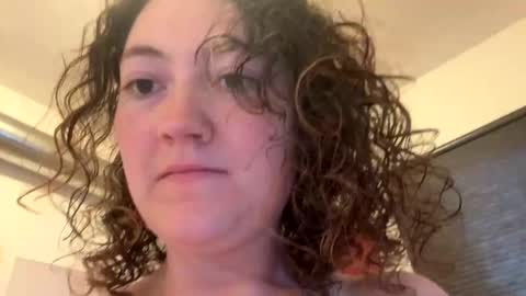 Snapshot of curliegirlee chatting on 06/11/26, 12:43 curliegirlee online show from 06/11/26, 12:43