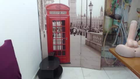 Snapshot of curly_greeneyed chatting on 10/31/25, 05:36 Vannesa online show from 10/31/25, 05:36