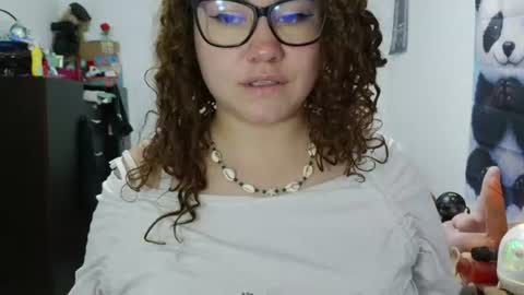 Vannesa online show from 06/12/26, 01:04