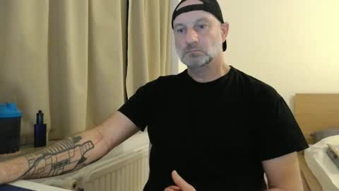 Curman85 online show from 10/10/25, 10:42