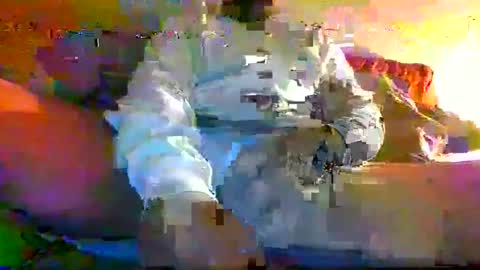 Snapshot of curtlong chatting on 05/07/26, 01:49 Curt online show from 05/07/26, 01:49