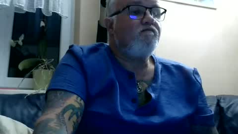 Snapshot of curtus14 chatting on 06/16/26, 08:33 curtus14 online show from 06/16/26, 08:33