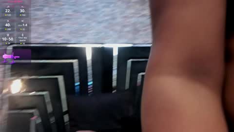 Alyanna  online show from 11/14/25, 12:15