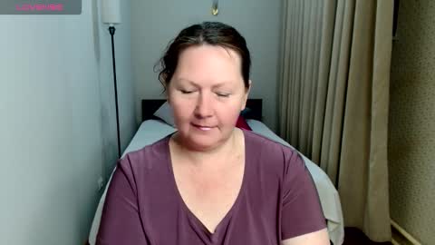 Snapshot of curvy_girlz chatting on 09/08/25, 05:12 curvy_girlz online show from 09/08/25, 05:12