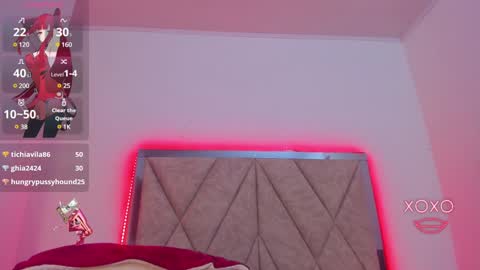 Snapshot of curvybaddie chatting on 02/26/25, 12:49 A online show from 02/26/25, 12:49