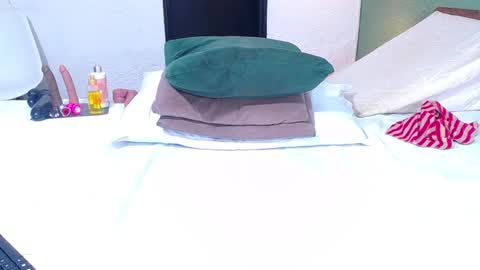 Danna online show from 01/08/25, 06:09