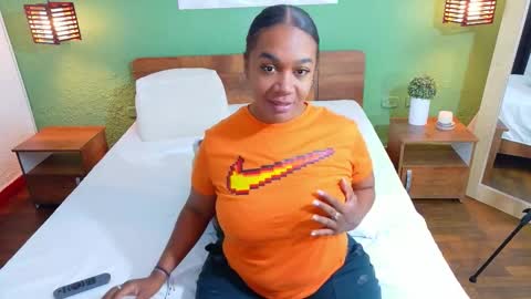 Danna online show from 10/10/25, 08:30