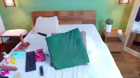 Danna online show from 03/21/26, 01:10