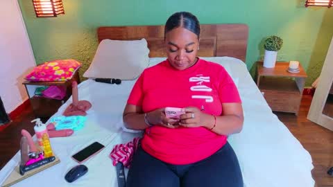 Danna online show from 04/17/26, 11:41