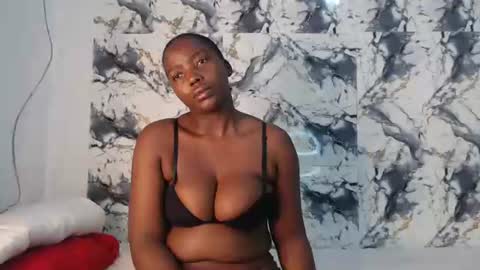 Snapshot of curvyj255 chatting on 06/21/26, 08:33 curvyj255 online show from 06/21/26, 08:33