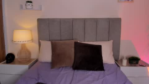 Samantha online show from 03/12/25, 07:59