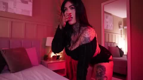 Snapshot of curvyliciouss chatting on 06/30/26, 06:42 Samantha online show from 06/30/26, 06:42