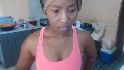 Snapshot of curvypear76x chatting on 01/20/25, 07:15 curvypear76x online show from 01/20/25, 07:15