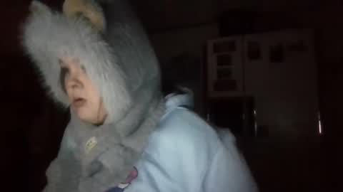 dahlia -kim online show from 12/21/24, 04:41