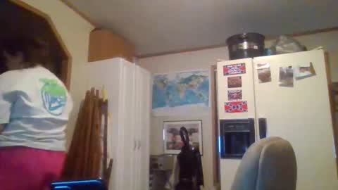 dahlia -kim online show from 12/31/24, 01:15