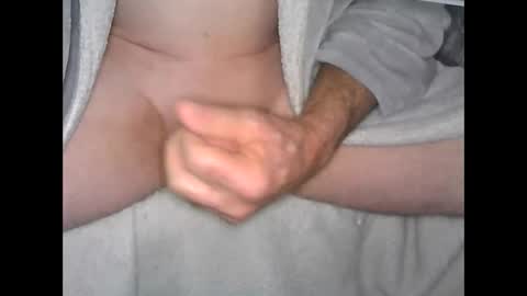 Snapshot of cut_guy64 chatting on 02/01/25, 03:08 Cut Guy online show from 02/01/25, 03:08