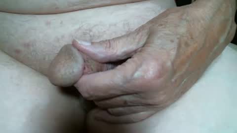 Snapshot of cutandwaxed2 chatting on 10/05/25, 12:14 BI SMOOTH MATURE SUB online show from 10/05/25, 12:14
