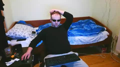 Snapshot of cute69696969 chatting on 01/05/26, 08:23 cute69696969 online show from 01/05/26, 08:23