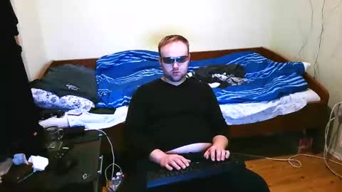 Snapshot of cute69696969 chatting on 01/07/26, 12:13 cute69696969 online show from 01/07/26, 12:13