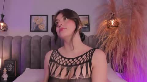 Amber  online show from 04/22/26, 08:32