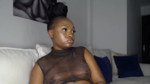 Snapshot of cute_ass18 chatting on 01/22/25, 12:38 Liya online show from 01/22/25, 12:38