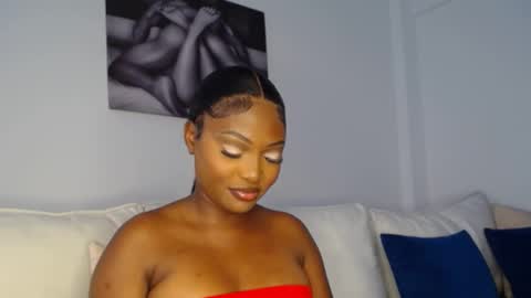 Snapshot of cute_ass18 chatting on 02/04/25, 08:02 Liya online show from 02/04/25, 08:02