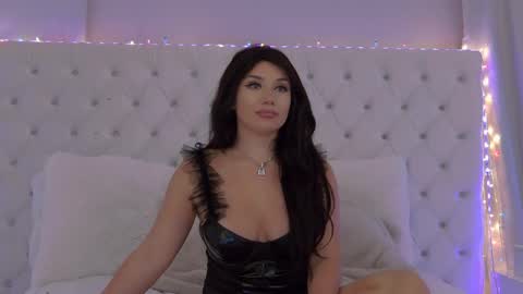 Snapshot of cute_b_alice chatting on 09/10/25, 05:29 Alissa online show from 09/10/25, 05:29