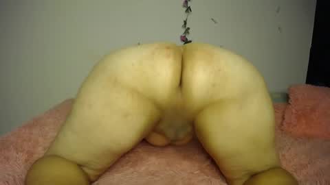 cute_boys_19 online show from 04/21/26, 02:51