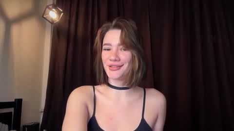 Snapshot of cute_bubbles chatting on 10/26/25, 07:53 cute_bubbles online show from 10/26/25, 07:53