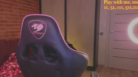 Snapshot of cute_darina chatting on 12/24/24, 01:38 Everyday stream in the same time online show from 12/24/24, 01:38