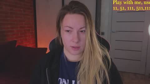 Snapshot of cute_darina chatting on 12/25/24, 07:35 Everyday stream in the same time online show from 12/25/24, 07:35