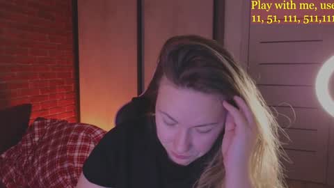 Snapshot of cute_darina chatting on 12/29/24, 01:13 Everyday stream in the same time online show from 12/29/24, 01:13