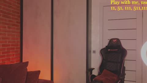 Snapshot of cute_darina chatting on 01/22/25, 02:59 Everyday stream in the same time online show from 01/22/25, 02:59