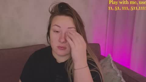 Snapshot of cute_darina chatting on 09/14/25, 01:27 Everyday stream in the same time online show from 09/14/25, 01:27