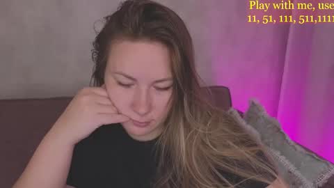 Snapshot of cute_darina chatting on 09/26/25, 03:54 Everyday stream in the same time online show from 09/26/25, 03:54