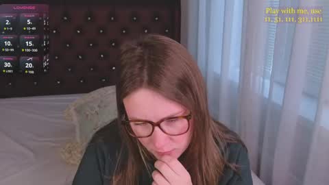 Everyday stream in the same time online show from 04/22/26, 01:30