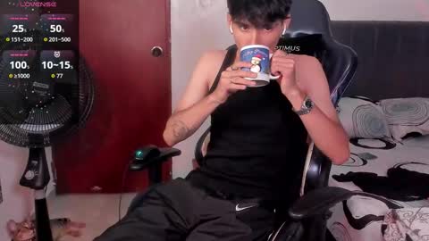 Snapshot of cute_diego_ chatting on 01/08/26, 10:56 Diego online show from 01/08/26, 10:56