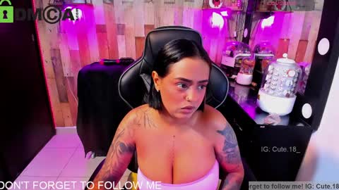    Independent Model online show from 04/21/26, 01:42