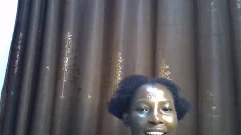 Snapshot of cute_emmy1 chatting on 10/14/25, 07:58 cute_emmy1 online show from 10/14/25, 07:58