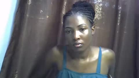 cute_emmy1 online show from 12/22/25, 10:01