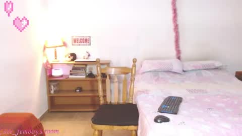 Snapshot of cute_femboy420 chatting on 06/03/26, 01:19 Valeria Vergara online show from 06/03/26, 01:19