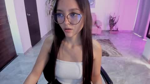 Bella Fox online show from 03/06/26, 03:52